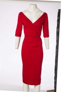 31357 Clothing on mannequin