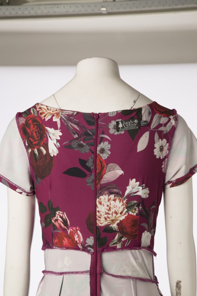 Lady_V_Bordeaux_bouquet_Elsie_Dress_100-27-28058_20181023_012_ Lady_V_Bordeaux_bouquet_Elsie_Dress